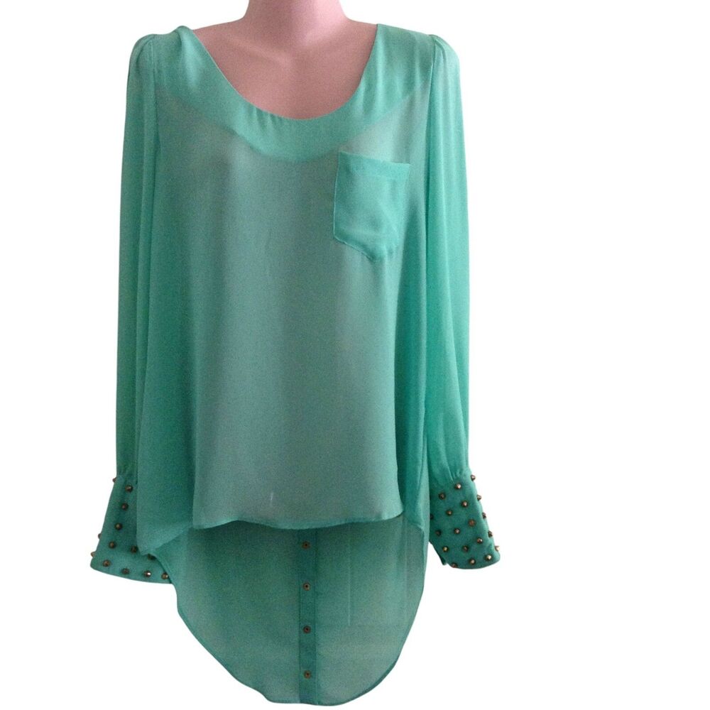 Double Zero Blouse Women's Size Medium Green Sheer Spiked Cuffs NEW